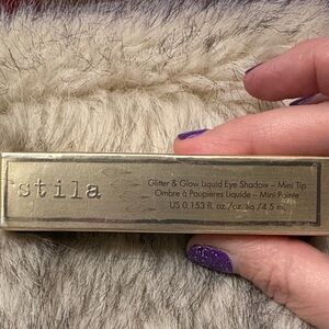 Stila Glitter & Glow Liquid Eye Shadow With Mini Tip in Shade kitten karma